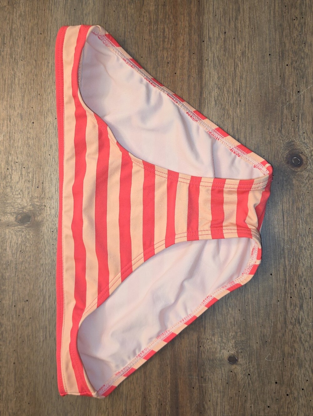 Kate Spade Bikini - Picture 5 of 10